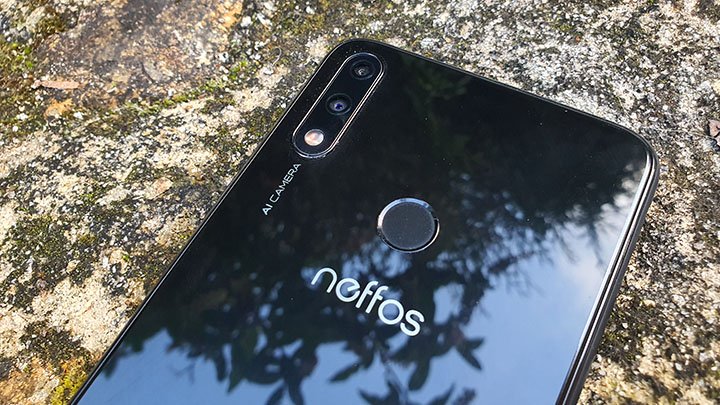 Recenze: Neffos X20, moderní design pro základní řadu 23 Vizuální - recenze: Neffos X20, moderní design pro vstupní rozsah