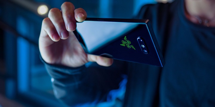 Razer Phone 2, nový herní smartphone s chlazením v parní místnosti