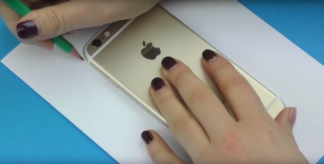 Jak si můžete vyrobit svůj vlastní iPhone obal? 1603154208 250 Jak si muzete vyrobit svuj vlastni iPhone obal