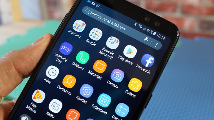 Vizuální - recenze: Samsung Galaxy A8 (2018), duální přední fotoaparát a displej s téměř žádnými rámečky