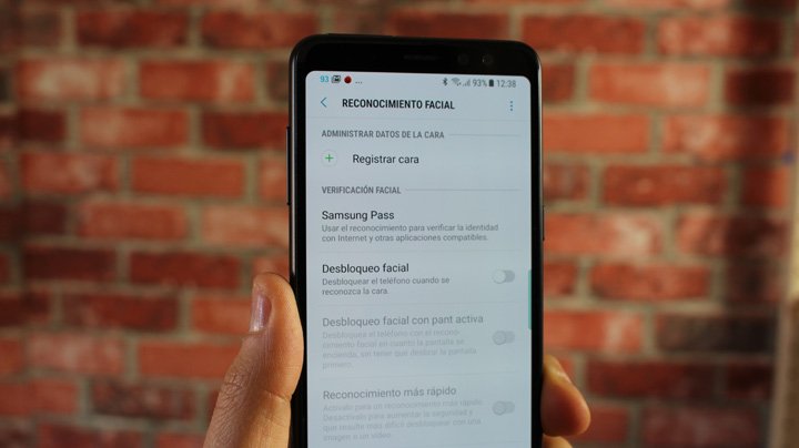 Vizuální - recenze: Samsung Galaxy A8 (2018), duální přední fotoaparát a displej s téměř žádnými rámečky