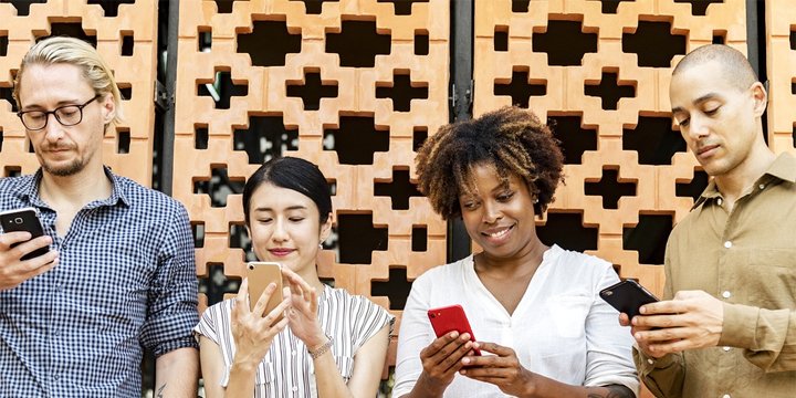 Poslouchá vás smartphone?