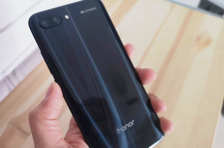 Obrázek - Recenze: Honor 10 levná vysoká kvalita se zářezem a duálním fotoaparátem