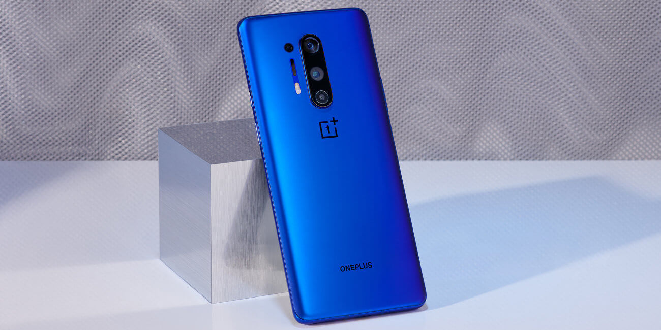 OnePlus 8 Pro: 120 Hz displej, čtyři fotoaparáty a 30 W bezdrátové nabíjení