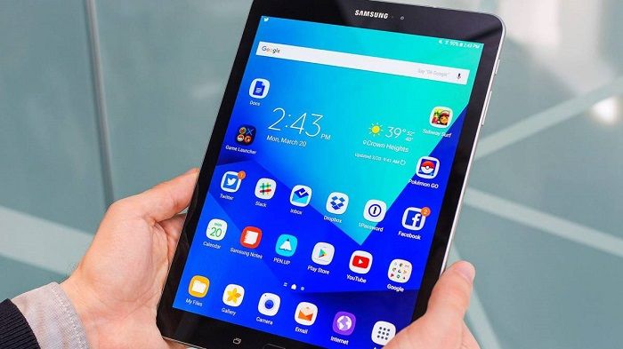 Samsung Galaxy Tab S4: funkce, cena a vše, co dlužíte ... 3 obsahuje kartu Galaxy 4