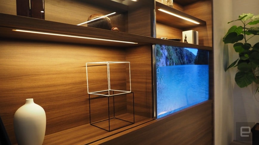 Společnost Panasonic předvádí neviditelný prototyp televize