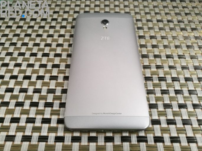 ZTE Blade V