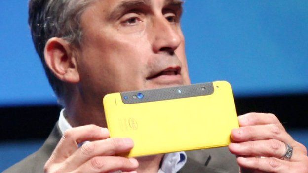 3D kamera RealSense ve smartphonech budoucnosti společnosti Kinect 3 Intel RealSense 3D kamera içeren prototip akıllı telefon