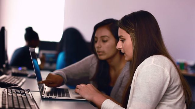7 faktů o ženách v technologickém světě otevřeně přiznávám, že jsem před několika několika týdny opravdu nechápal význam žen v technologii. Nemyslím si, že jsem jediný. Zdálo se, že to není vůbec záležitost ... 2 7 faktů o ženách v technologickém světě otevřeně přiznávám, že jsem před několika několika týdny opravdu nechápal význam žen v technologii. Nemyslím si, že jsem jediný. Zdálo se, že to není vůbec záležitost ...