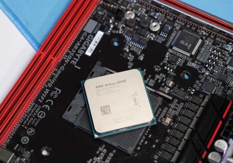 AMD uvádí na trh nejnovější čip pro platformu FM2 +