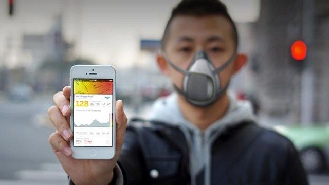 AirWaves: inteligentní maska ​​proti znečištění S falešnými fotografiemi nebo bez nich je problém znečištění životního prostředí v Číně realitou, takže v lednu 2013 bylo prodáno více než 100 tisíc…