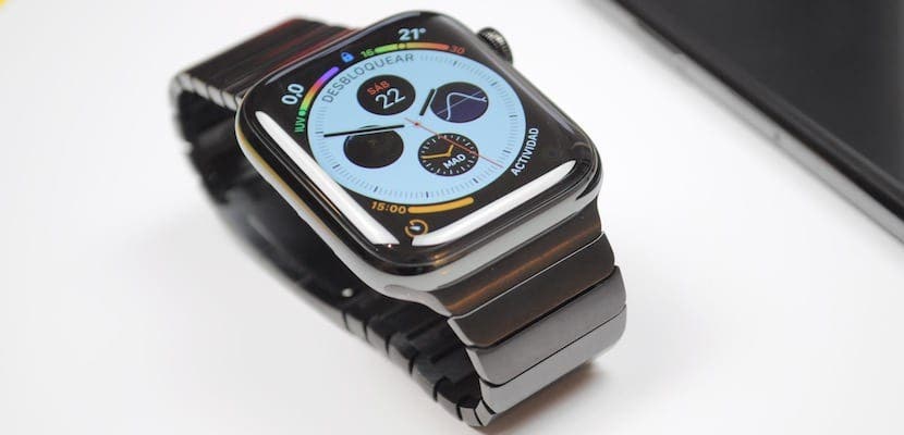 Apple Watch Series 4 LTE: Unboxing a první dojmy Apple Watch Series 4 LTE Unboxing a prvni dojmy