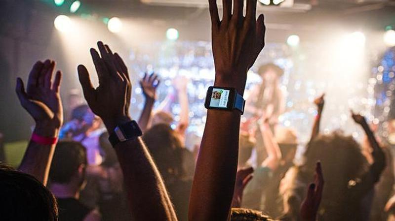 Apple Watch mohou zvýšit prodej nositelných zařízení na 72 milionů