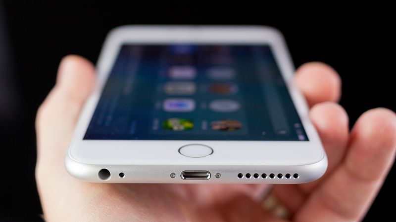 Apple iPhone 4 a iPhone 4S snižuje ceny, přichází iPhone 6?