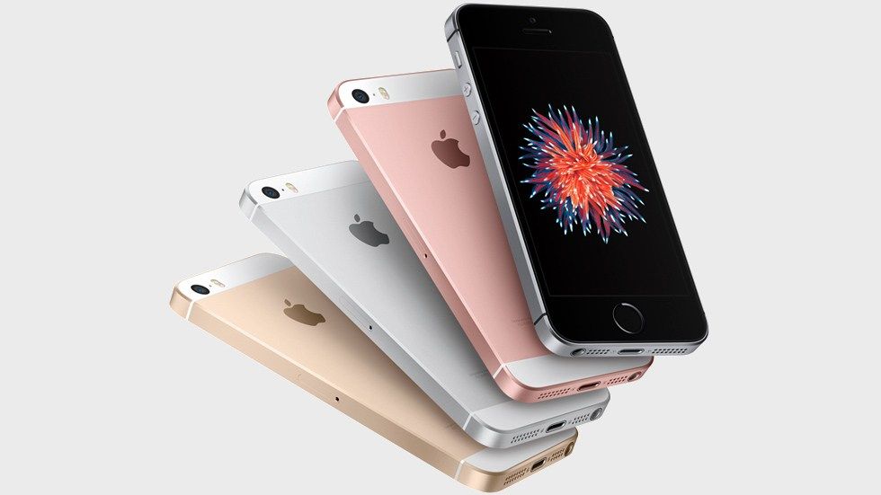 Apple oznámil oficiální ceny iPhonu SE v Mexiku. Malý gigant Apple u nás stále nemá datum uvedení. Po mnoha pověstech konečně známe oficiální ceny nového iPhone SE pro Mexiko, telefon ... 1 Apple oznámil oficiální ceny iPhonu SE v Mexiku. Malý gigant Apple u nás stále nemá datum uvedení. Po mnoha pověstech konečně známe oficiální ceny nového iPhone SE pro Mexiko, telefon ...