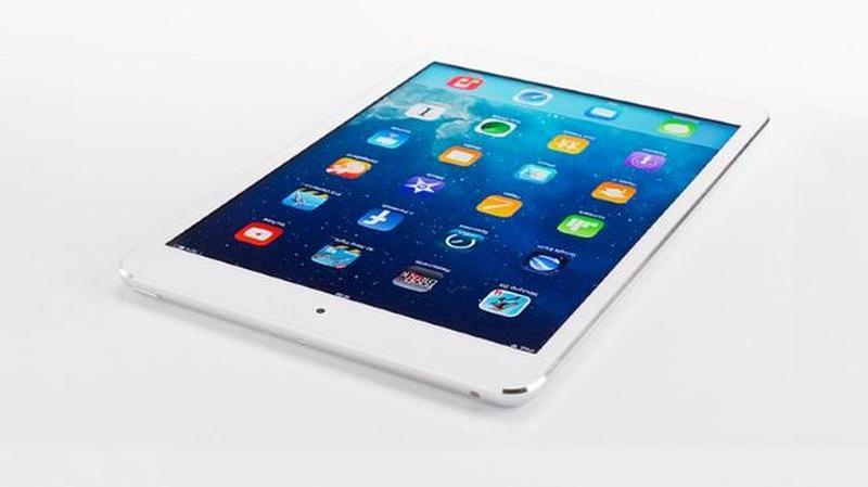 Apple ve třetím čtvrtletí prodal 12,3 milionu iPadů 14 Apple ve třetím čtvrtletí prodal 12,3 milionu iPadů