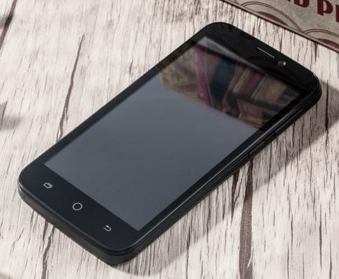 Blackview A5, smartphone za méně než 40 eur se čtyřjádrovým procesorem a 1 GB RAM 4 Blackview A5