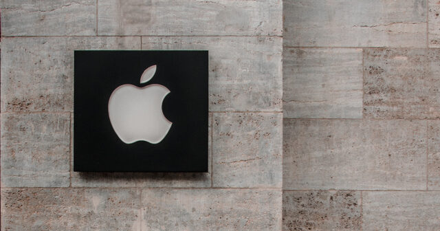 Akciový trh nikdo nechápe, akcie Apple po výsledcích vzrostly o 5% Cekaji nas velka prekvapeni Apple v lonskem ctvrtleti rekordne investoval