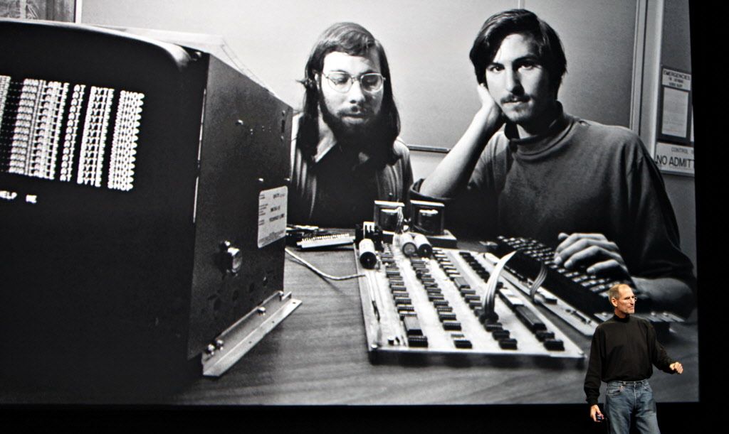 Co stojí za původem společnosti Apple? 8 Co stojí za původem společnosti Apple?