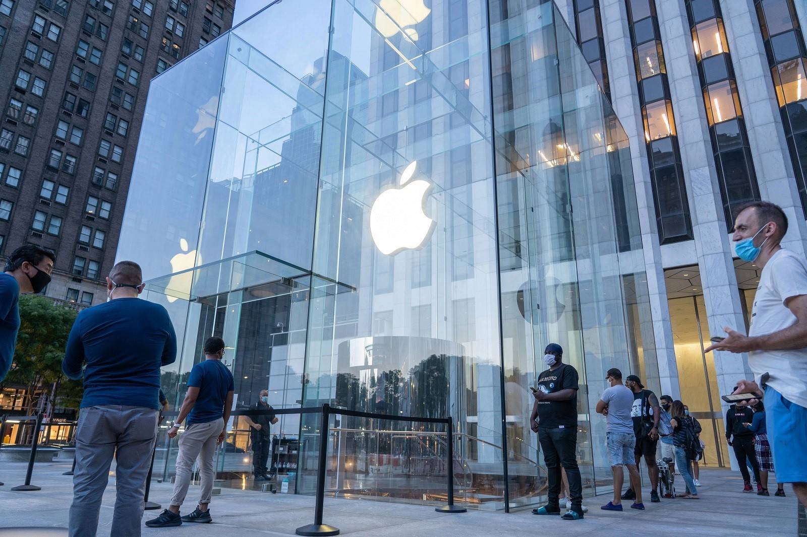 Další důkazy o tom, že iPhone 12 bude vydán v říjnu…