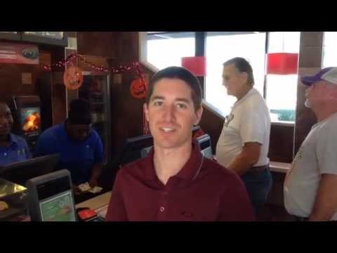 Demonstrace videa, která ukazuje, jak platit pomocí Apple Pay v McDonalds 15 Demonstrace videa, která ukazuje, jak platit pomocí Apple Pay v McDonalds