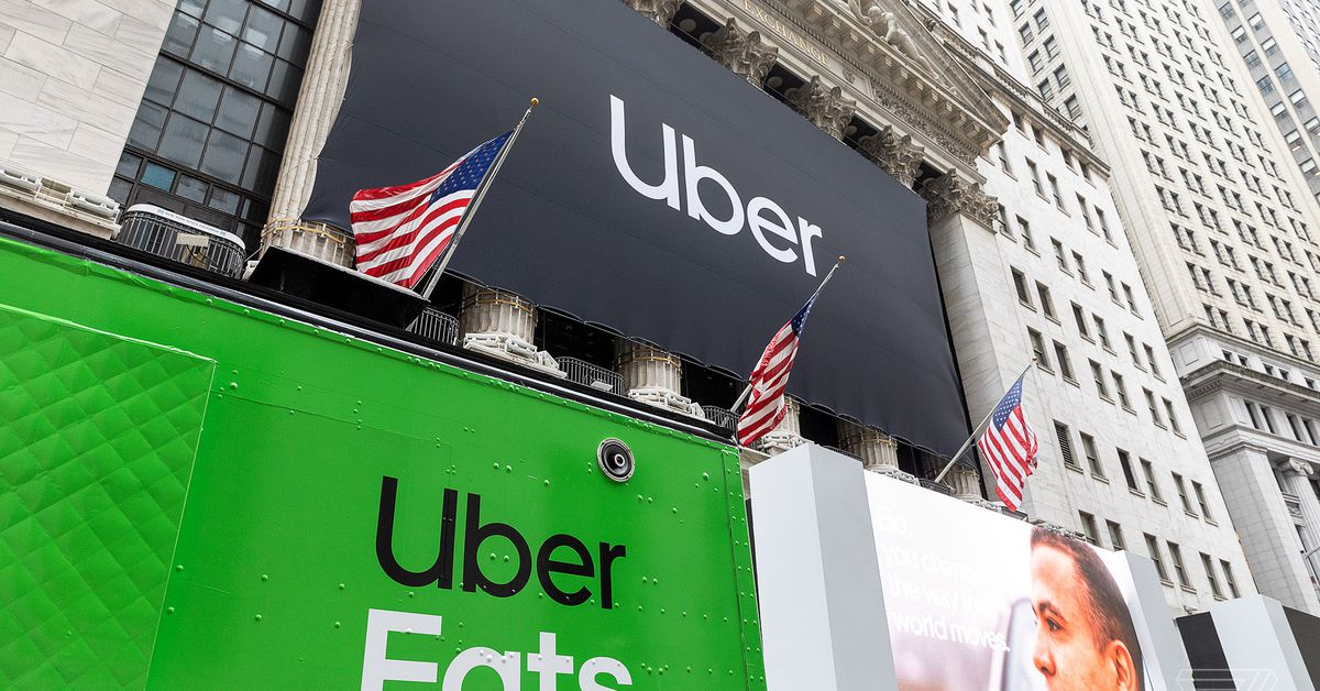 Dodávka trenčkotu pro Uber, zkušební kuchařství… 4 Dodávka trenčkotu pro Uber, zkušební kuchařství…
