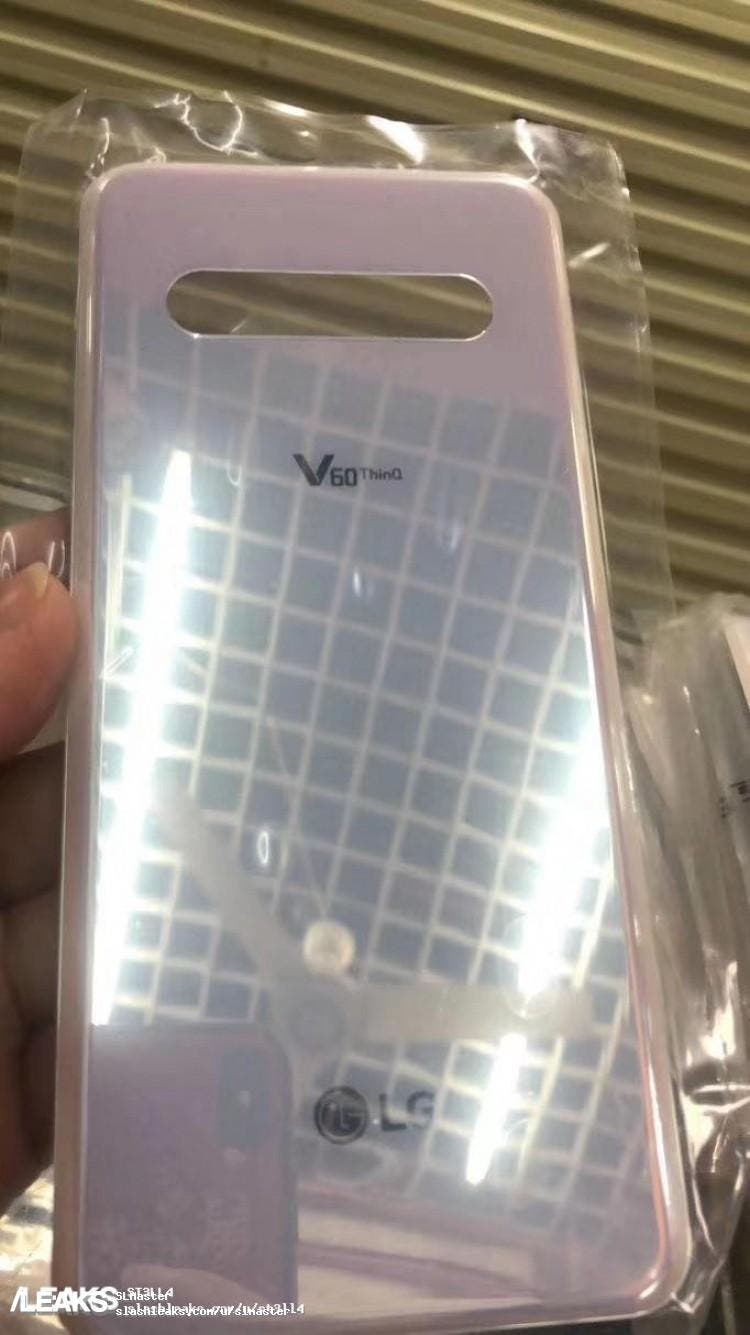 LG V60 ThinQ vzadu