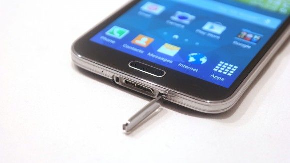 Galaxy S5 vs iPhone 5s: Společnost Samsung trvá na tom, aby se porovnávala v centru pozornosti