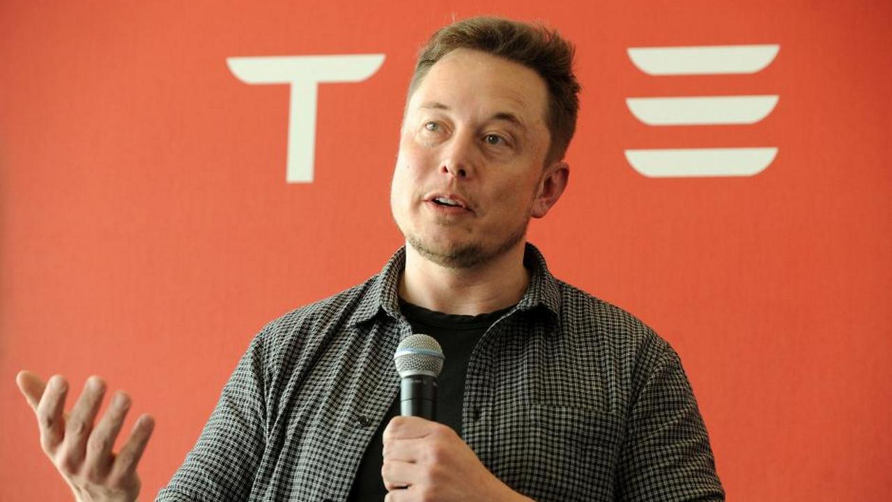 Generální ředitel společnosti Tesla Elon Musk mění své zobrazované jméno ... 4 Generální ředitel společnosti Tesla Elon Musk mění své zobrazované jméno ...