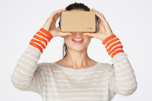 Google Cardboard jde do otevřeného zdroje… 2 Google Cardboard jde do otevřeného zdroje…