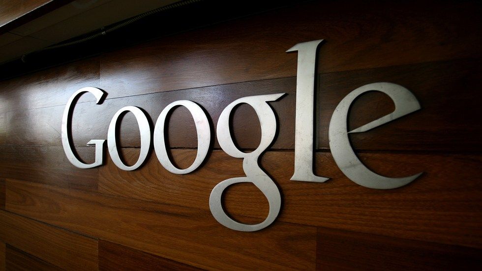 Google byl restrukturalizován a je nyní součástí větší společnosti: Alphabet The Mountain View gigant oznámil zásadní změny ve své struktuře. Google překvapil všechny oznámením hluboké restrukturalizace na svém oficiálním blogu…