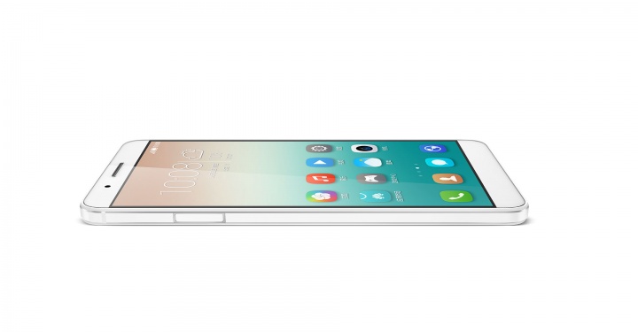 Huawei Honor 7i je nyní oficiální s rotujícím fotoaparátem