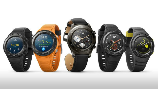 Huawei Watch 2, samostatné chytré hodinky pro smartphony Nová generace hodinek Huawei Watch je určena pro sportovce a není třeba je připojovat k telefonu. 3 Huawei Watch 2, samostatné chytré hodinky pro smartphony Nová generace hodinek Huawei Watch je určena pro sportovce a není třeba je připojovat k telefonu.