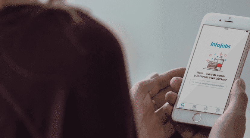 InfoJobs je aplikace, kde hledáte práci a posloucháte, abyste se mohli dále rozvíjet