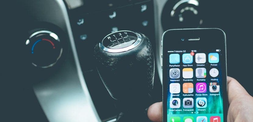 Jeden patent ukazuje možná vylepšení možnosti „Nerušit při řízení“