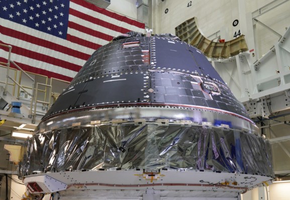 Kapsle posádky NASA Orion oficiálně ...