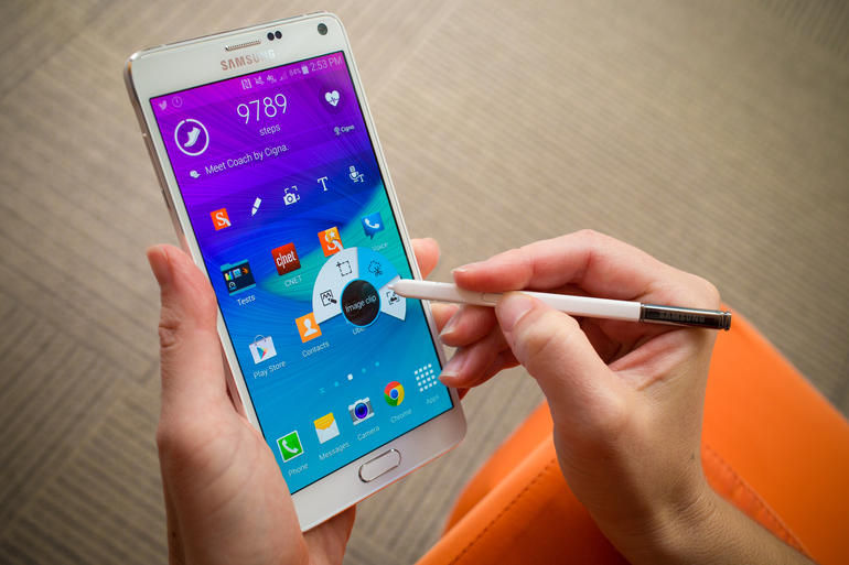 Kupte si rychlou nabíječku pro Galaxy Note 4