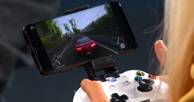 Microsoft brzy povolí hraní her pro Xbox na iPhonu a iPadu Microsoft brzy povoli hrani her pro Xbox na iPhonu a