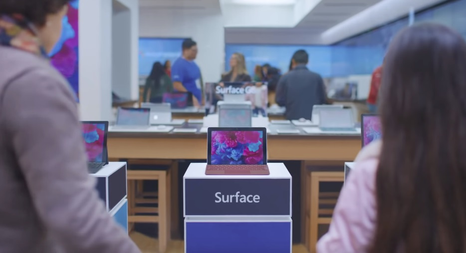 Microsoft vrhá stín na iPad a říká mu falešný počítač 1 Microsoft vrhá stín na iPad a říká mu falešný počítač