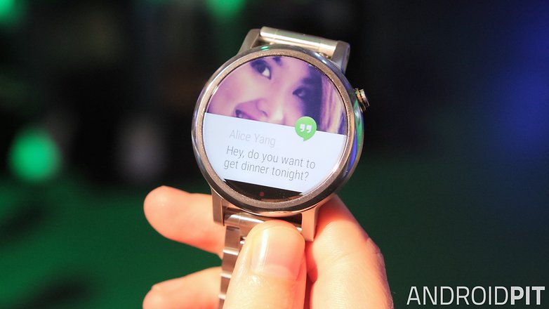 Moto 360 2. generace 03