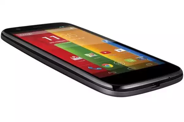 Motorola Moto G a Sony Xperia M2, bitva ve střední třídě 8 Motorola Moto G