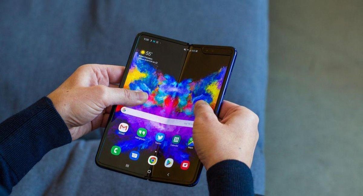 Může existovat „levná“ verze Samsung Galaxy Fold 2 ... 4 samsung galaxy floor