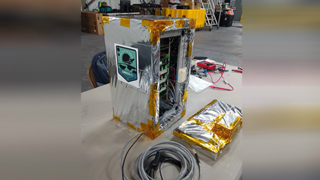 NASA spustila elektronický přístrojový modul vyvinutý společností UNAM. Účelem modulu je integrace s CubeSat a pomoc při měření ionosféry.