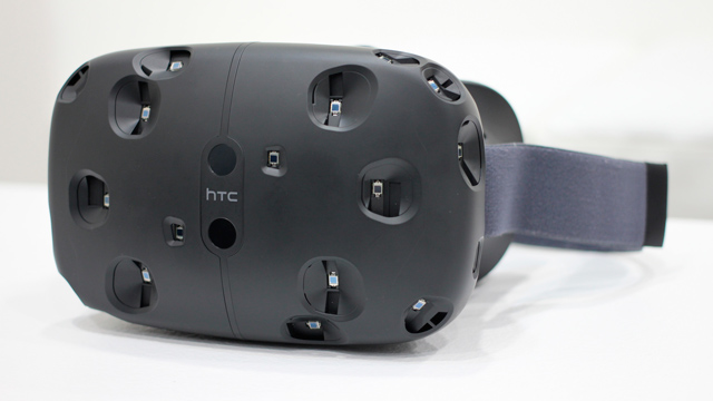 Náhlavní souprava pro virtuální realitu HTC Vive dorazí do dubna 2016. Ne, zařízení nedorazí včas na Vánoce. Když společnost HTC oznámila, že uzavřela partnerství se společností Valve při výrobě brýlí pro virtuální realitu, slíbila, že zařízení dorazí dříve ... 1 Náhlavní souprava pro virtuální realitu HTC Vive dorazí do dubna 2016. Ne, zařízení nedorazí včas na Vánoce. Když společnost HTC oznámila, že uzavřela partnerství se společností Valve při výrobě brýlí pro virtuální realitu, slíbila, že zařízení dorazí dříve ...