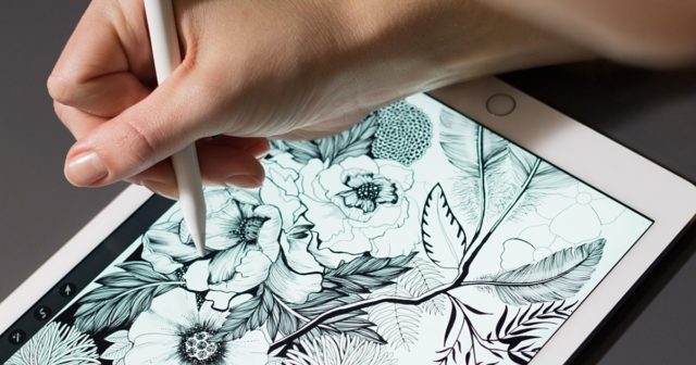 Nový iPad je levnější než kdy dříve a bude kompatibilní s Apple Pencil Novy iPad je levnejsi nez kdy drive a bude kompatibilni