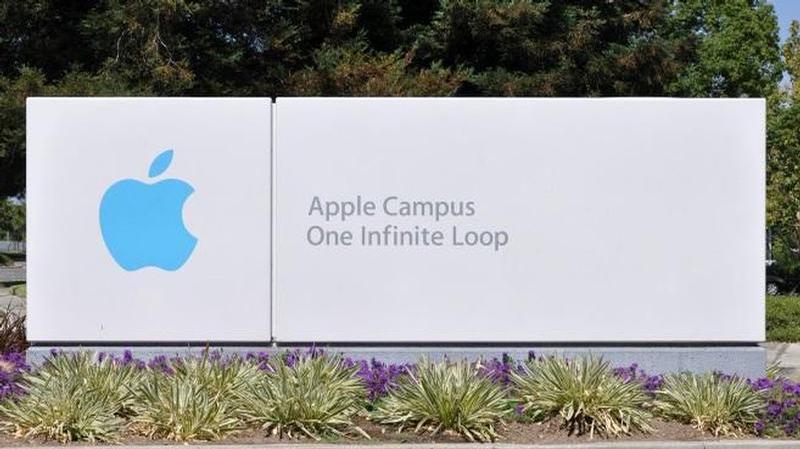 Nový iPhone 6 získává rekordní čísla 9 Nový iPhone 6 získává rekordní čísla