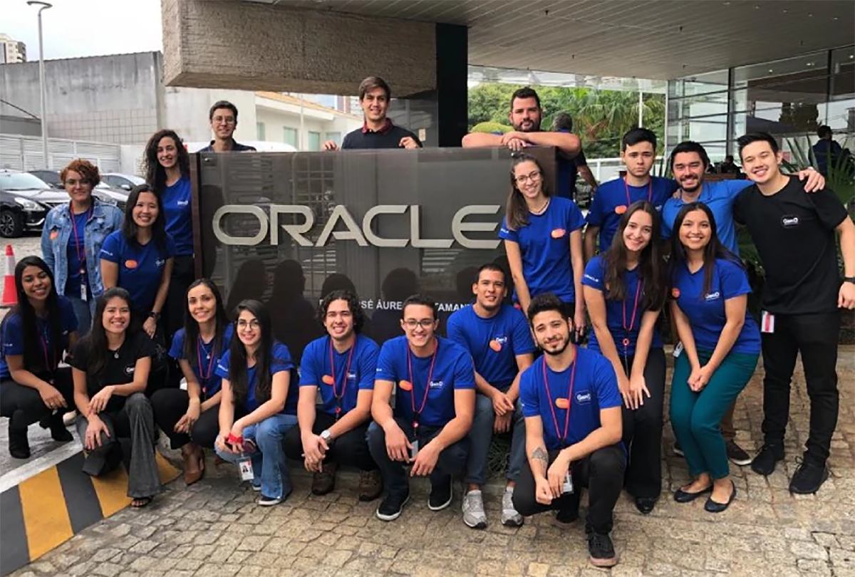 Oracle zahajuje stážový program 2020 v latinskoamerické generaci Oracle se skládá z 12 měsíců a 30 hodin práce týdně, pokud máte rádi technologii, jděte!