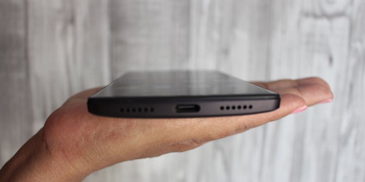 Obrázek - Recenze: InnJoo 4 je výkonný mobilní telefon s celodenní baterií