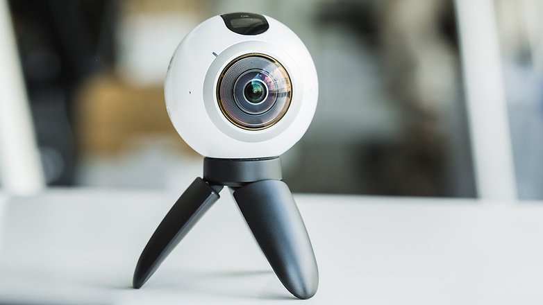 Recenze Android PIT Gear 360 1528