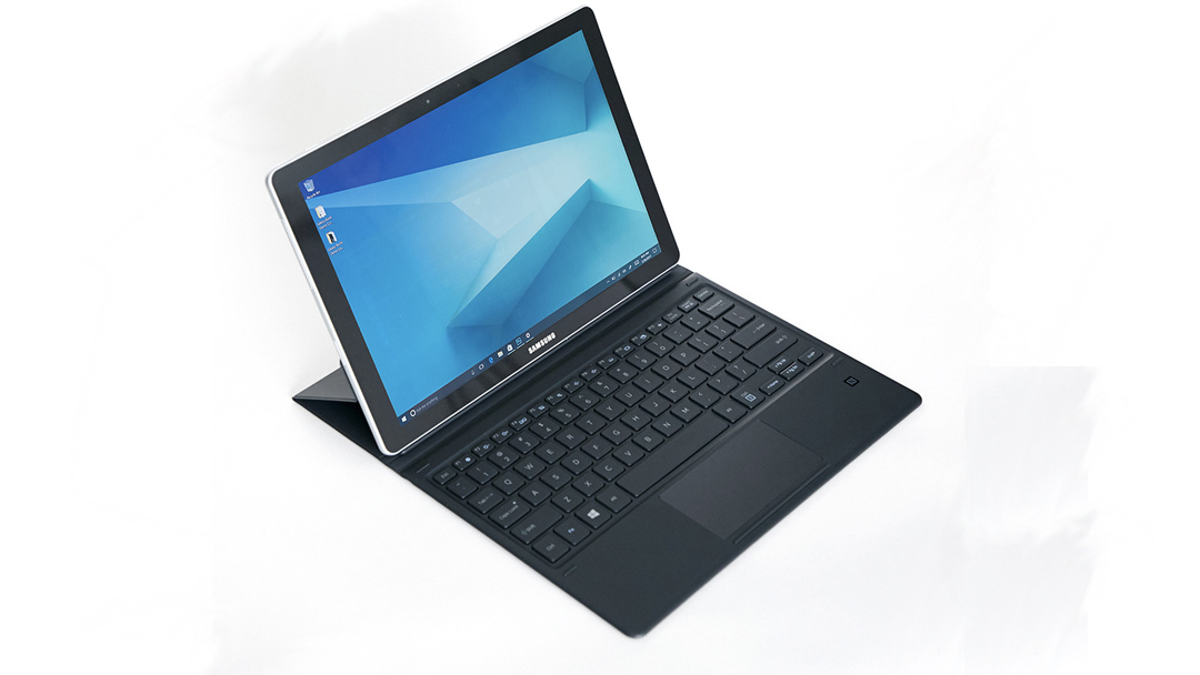 Samsung Galaxy Book: Profesionální tablet se S Pen Samsung na MWC 2017 nepředstavil svůj nový high-end, ale přiměl nás vidět působivé nové zařízení. Ani více, ani méně než váš nový sériový tablet ...